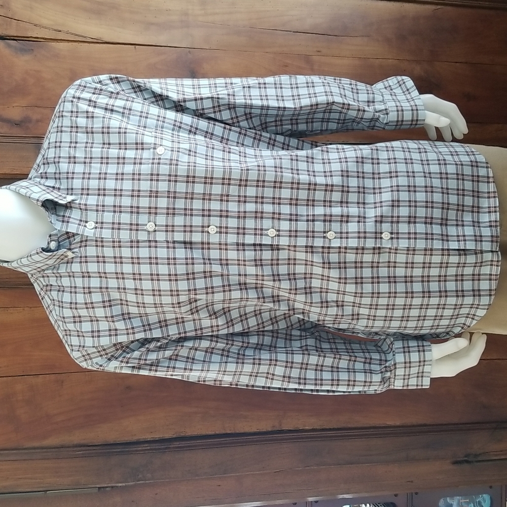 Orvis dress shirt.  Large